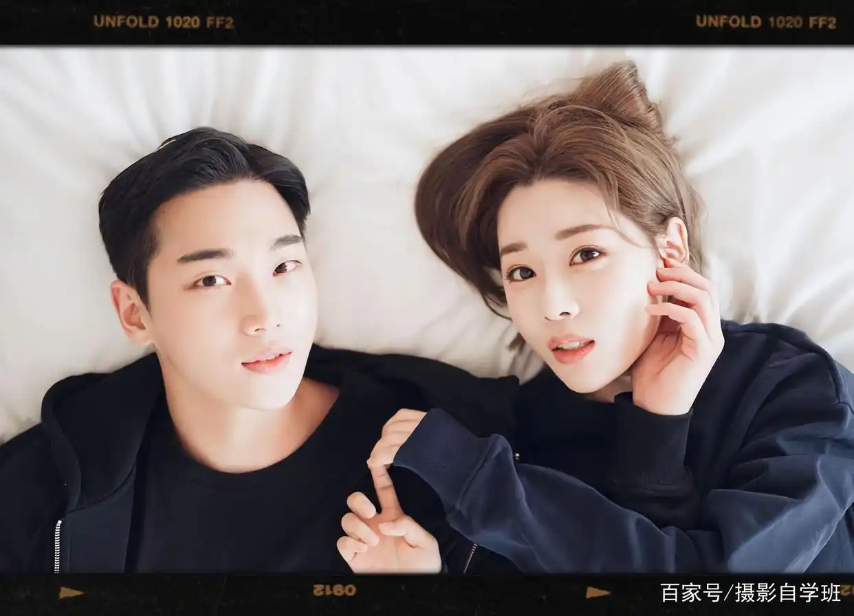夫妻拍照姿势教程_100种姿势摆拍双人_情侣摆姿势技巧