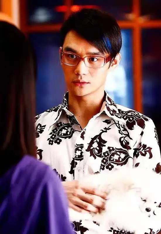 演技与颜值并存的演员_女明星 小鲜肉_戏骨型小鲜肉代表